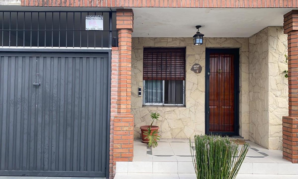 En Venta Casa con 3 Habitaciones, Quincho y Piscina. Berarazategui 5