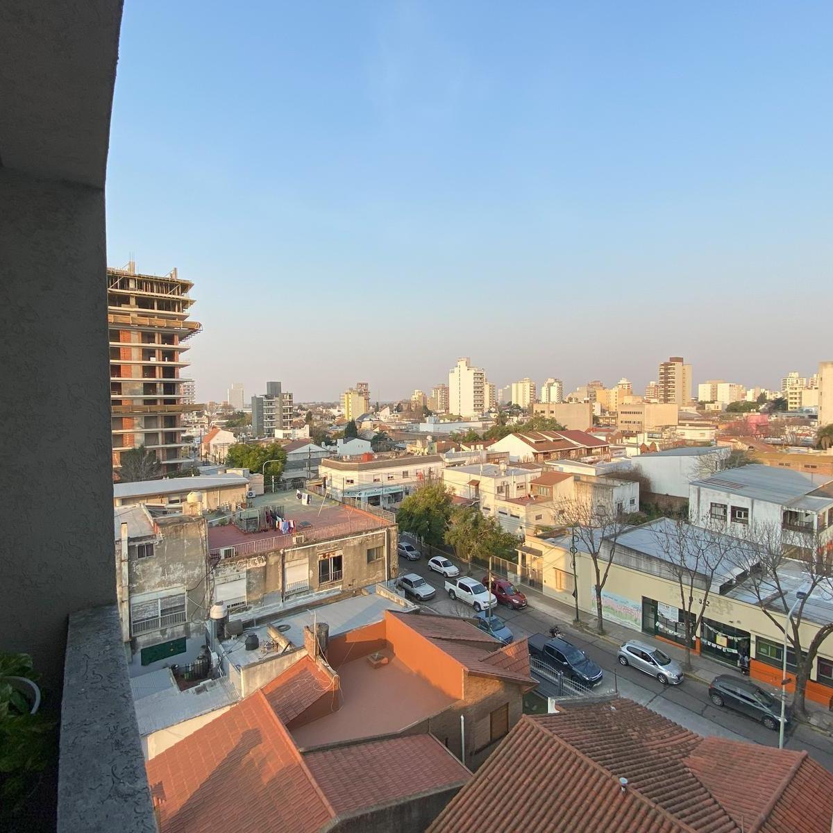 En Venta Departamento de Dos Ambientes, Pleno Centro 3