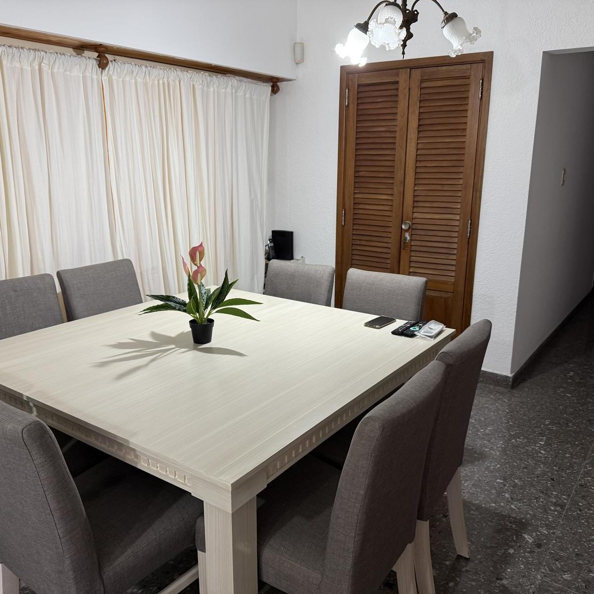 Casa en Venta con 4 Habitaciones 5