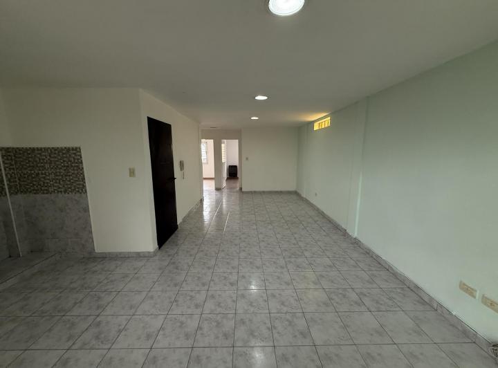 DEPARTAMENTO DE TRES AMBIENTES EN VENTA 4
