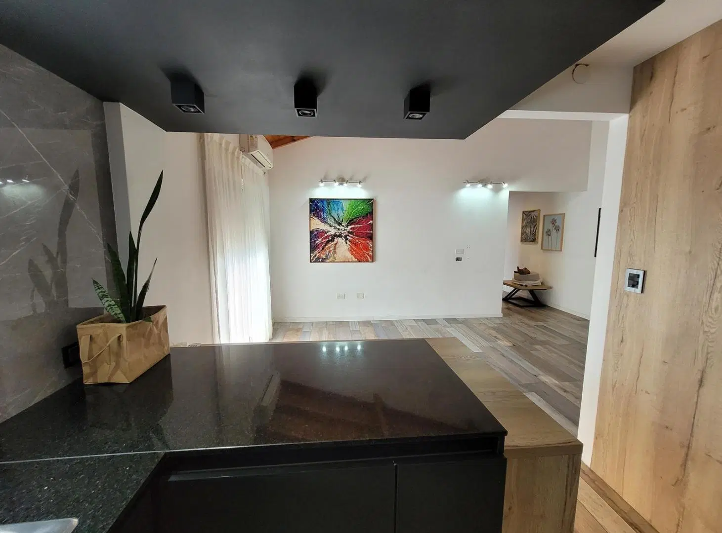 EN VENTA DPTO CON 2 HABITACIONES EN BARRIO CERRADO 3