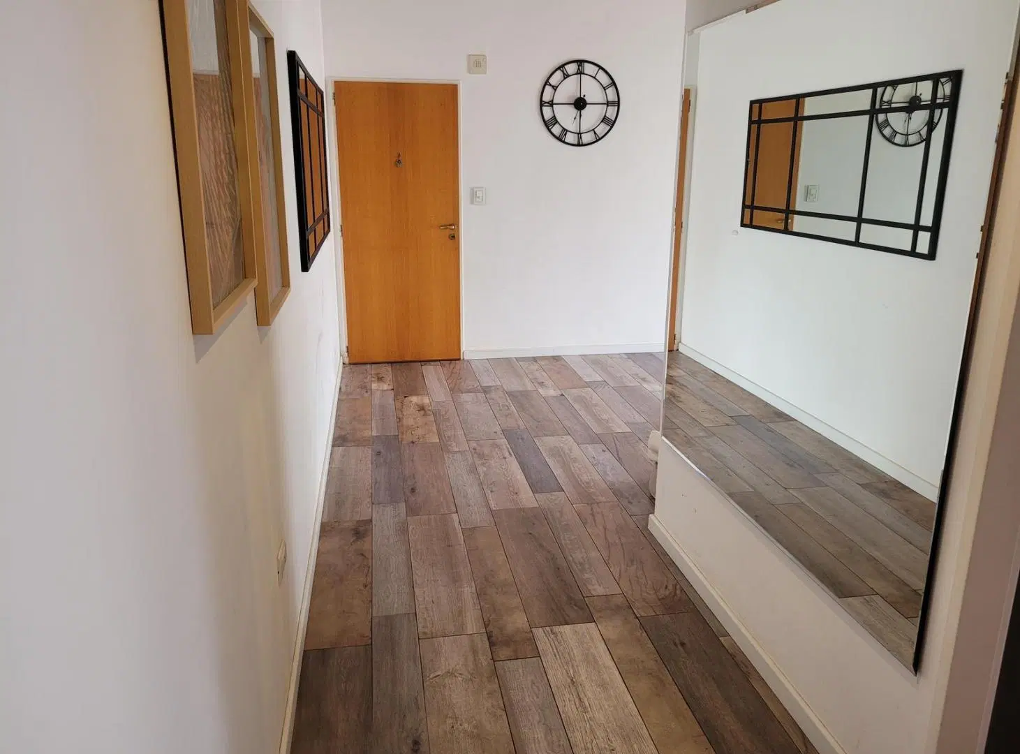 EN VENTA DPTO CON 2 HABITACIONES EN BARRIO CERRADO 1