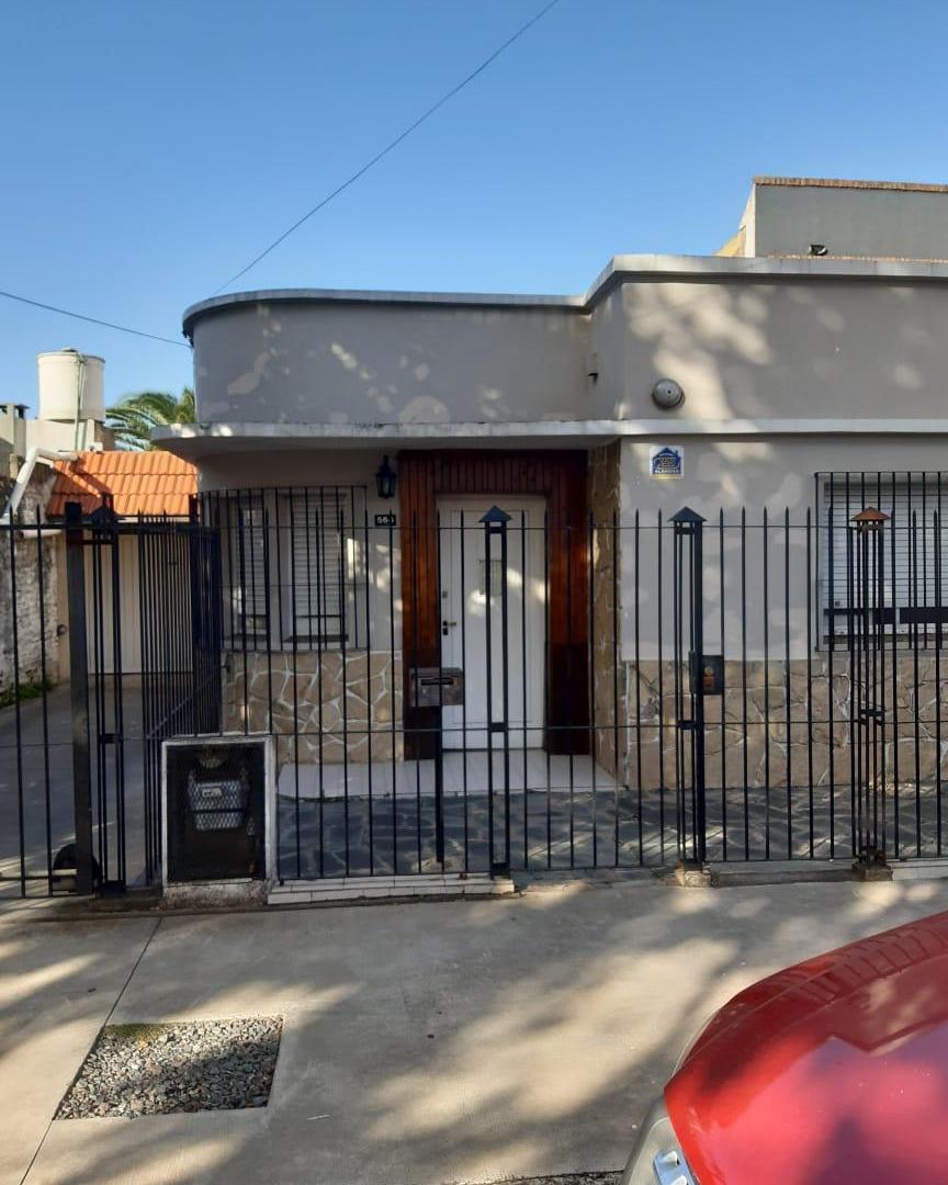 Foto de SE ALQUILA CASA CON DOS HABITACIONES.- EXCELENTE UBICACION, imagen 5