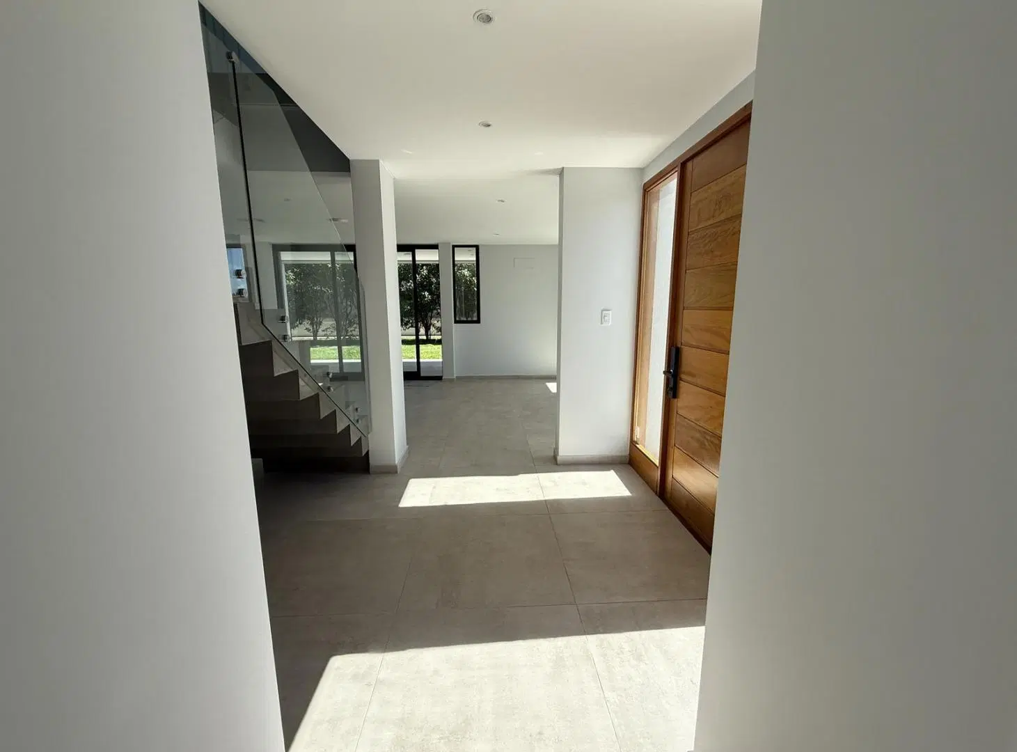 Casa a estrenar en venta en barrio privado "Las Golondrinas" 5