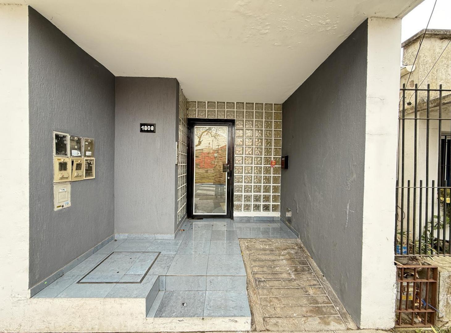 Foto de DEPARTAMENTO EN VENTA CON DOS HABITACIONES. PLENO CENTRO., imagen 3