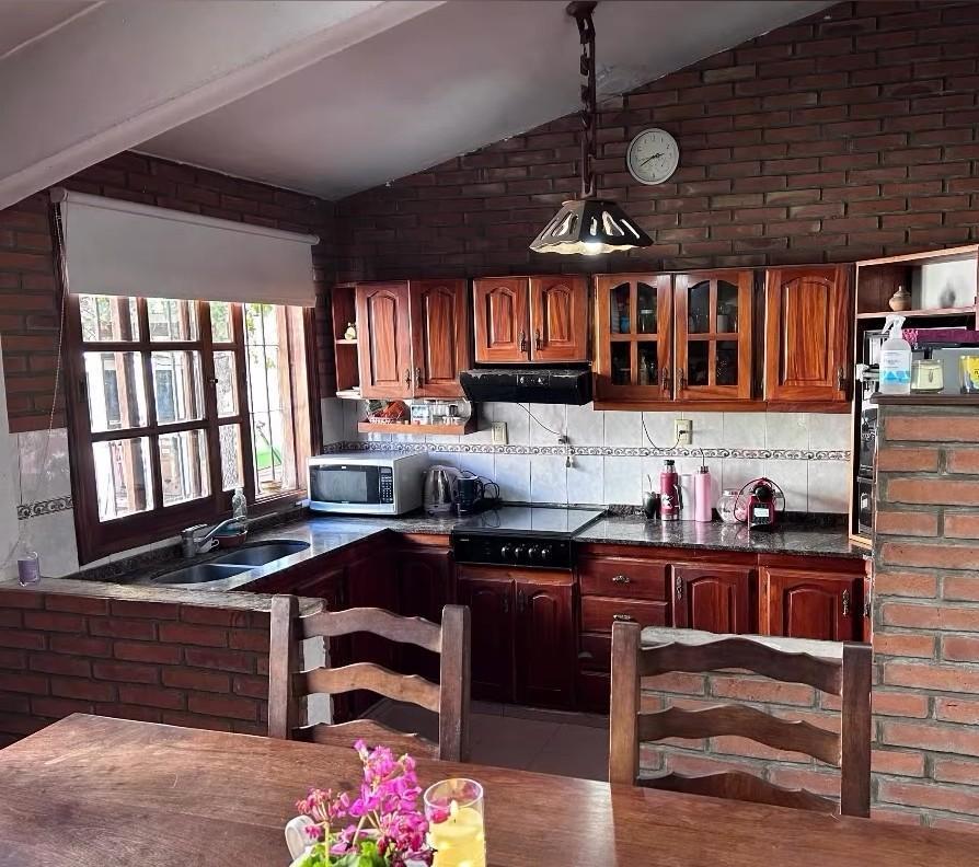 Foto de CASA EN VENTA CON 3 HABITACIONES. APTA CREDITO HIPOTECARIO, imagen 2