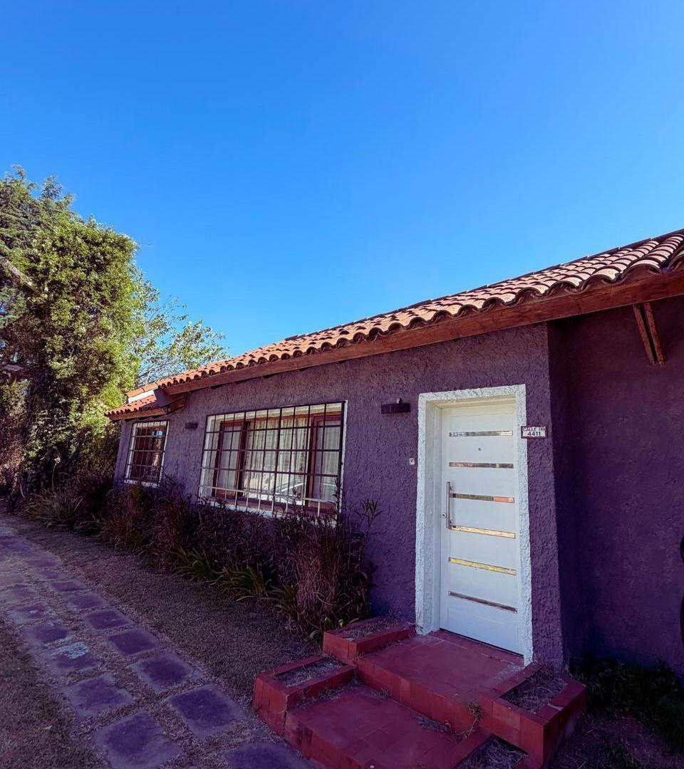 Foto de CASA CON AMPLIO PARQUE Y PISCINA., imagen 5