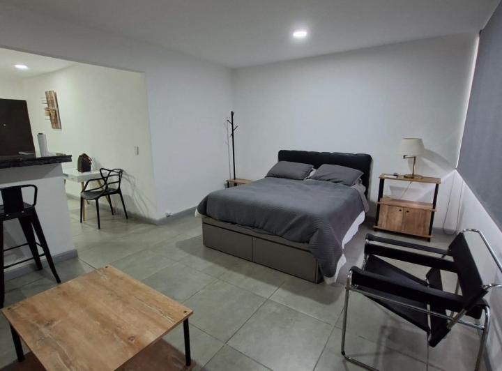 Loft amueblado. Balcón. Piscina. Cochera. 2