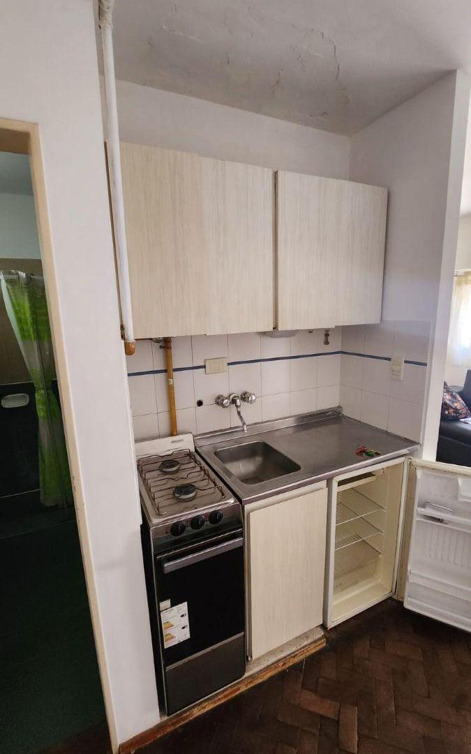 Foto de MAIPU 900 Monoambiente para inversión. Posee balcón. Buena renta., imagen 1