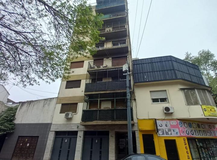Sensacional 3 ambientes con dos balcones en Boedo y Salcedo 2