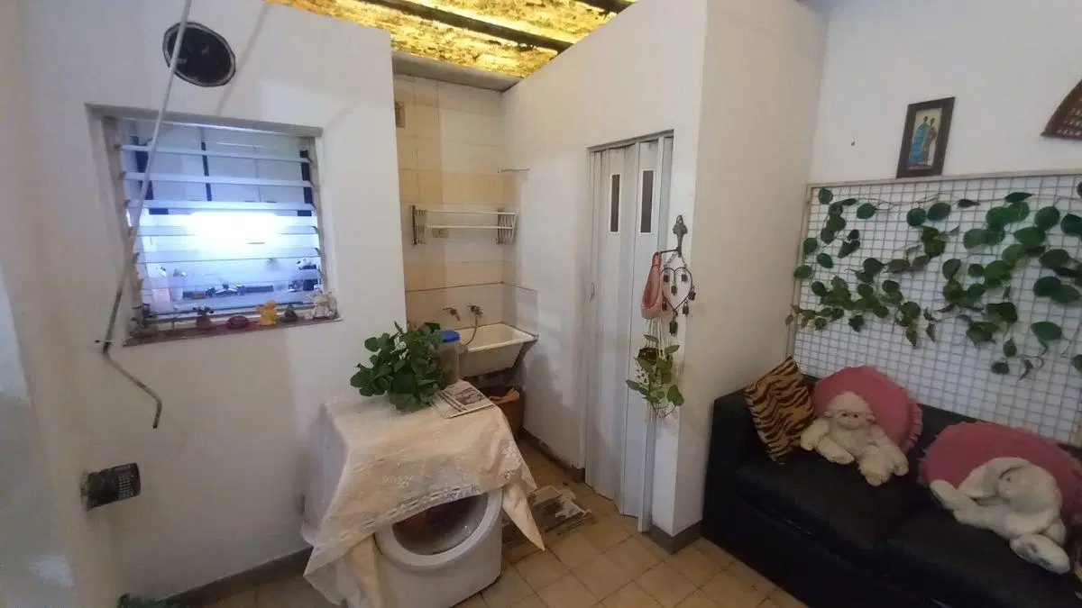 sensacional PH 2 ambientes al frente con patio. SIN EXPEN$$$$A$$$$ 4