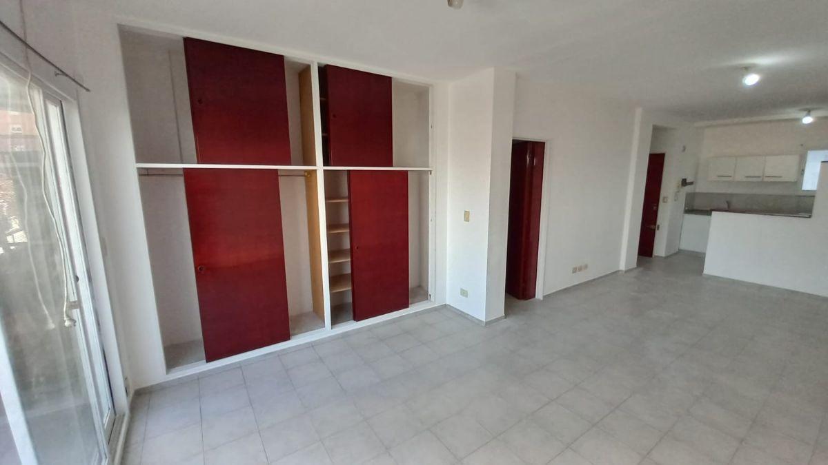 Foto de Monoambiente de 40 m² con balcón en alquiler en Villa Santa Rita, imagen 3