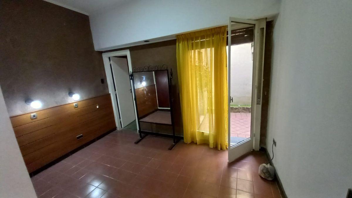 Foto de Único por su estado!!! PH Impecable con Patio Gran Cocina. Para No, imagen 2