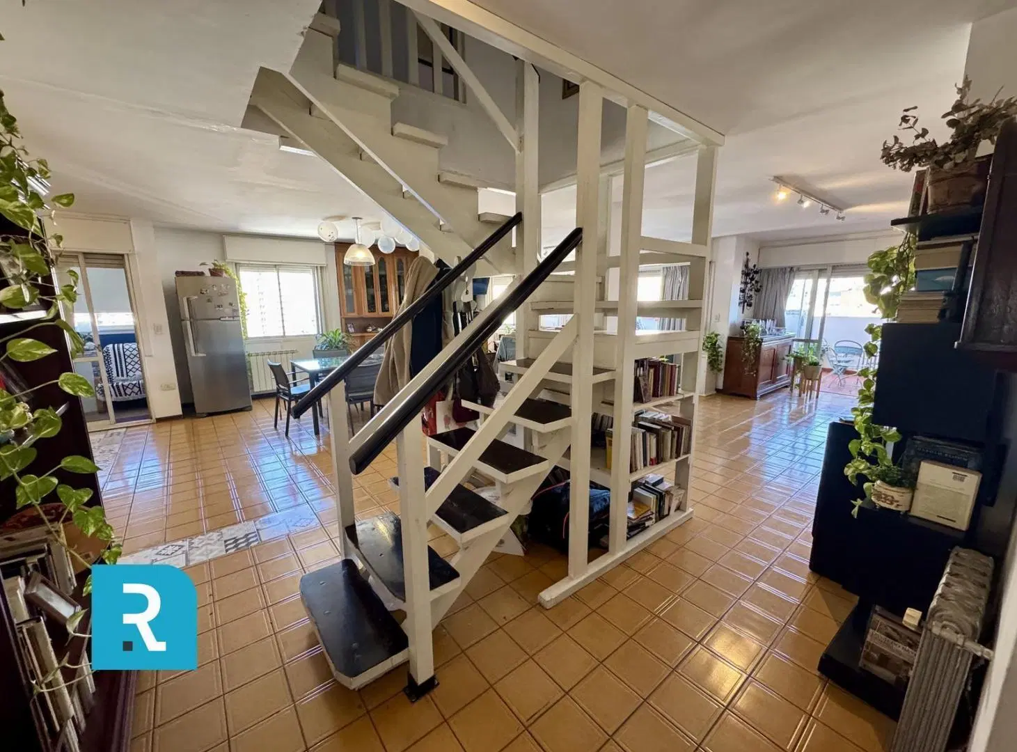 Departamento en Venta - Duplex - 3 dormitorios - 2 baños 1