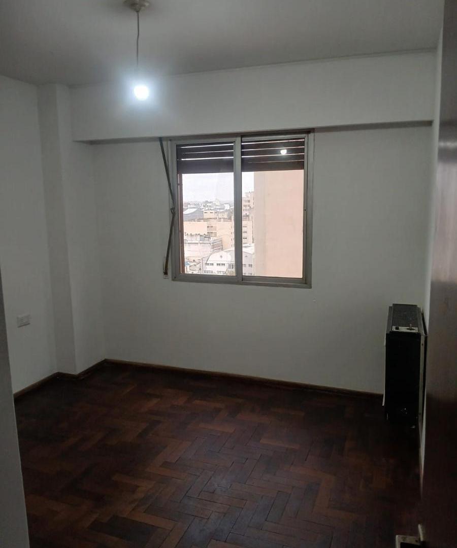 Foto de Departamento con cochera - Av. Maipu -Centro, imagen 2