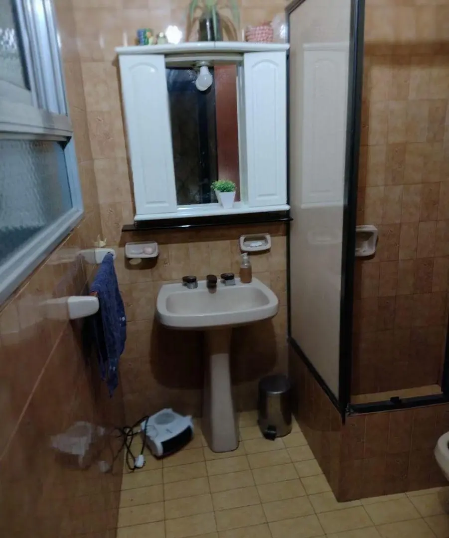 VENTA para dos familias en Adrogué!! 3