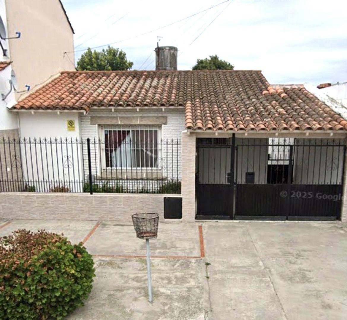 Foto de CHALET EN MUY BUEN ESTADO Y BUENA UBICACIÓN, imagen 5