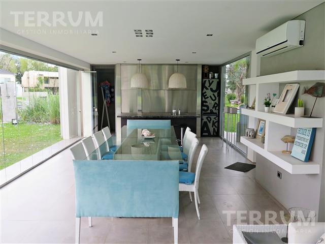 CASA EN VENTA : CANNING :: ST. THOMAS ESTE 1
