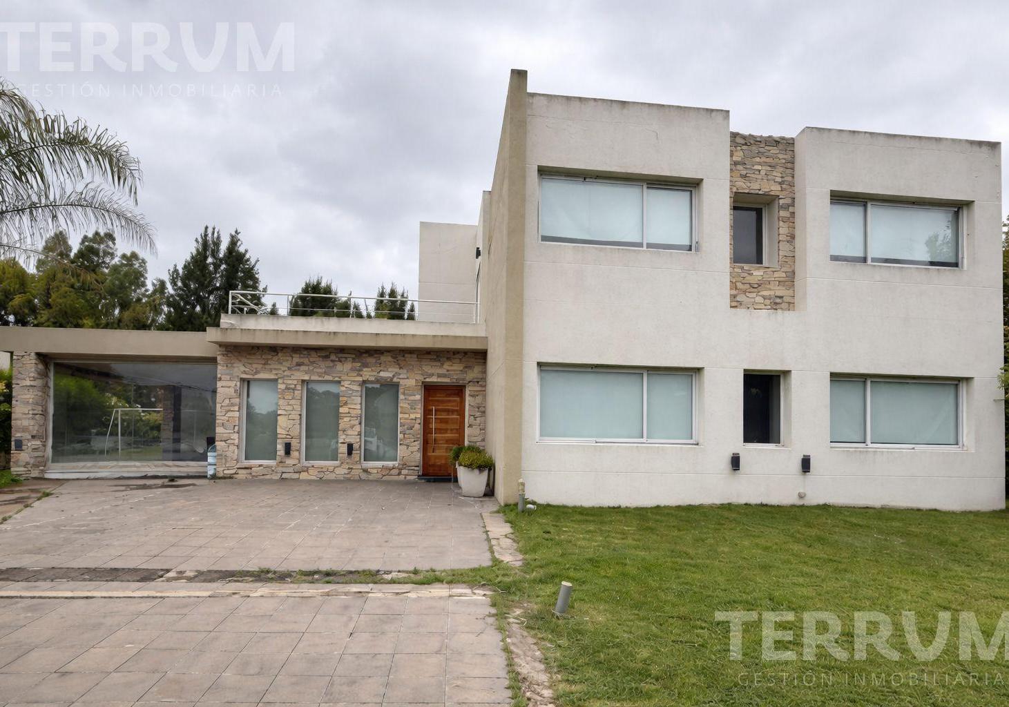 CASA ALQUILER TEMPORARIO BARRIO MALIBÚ