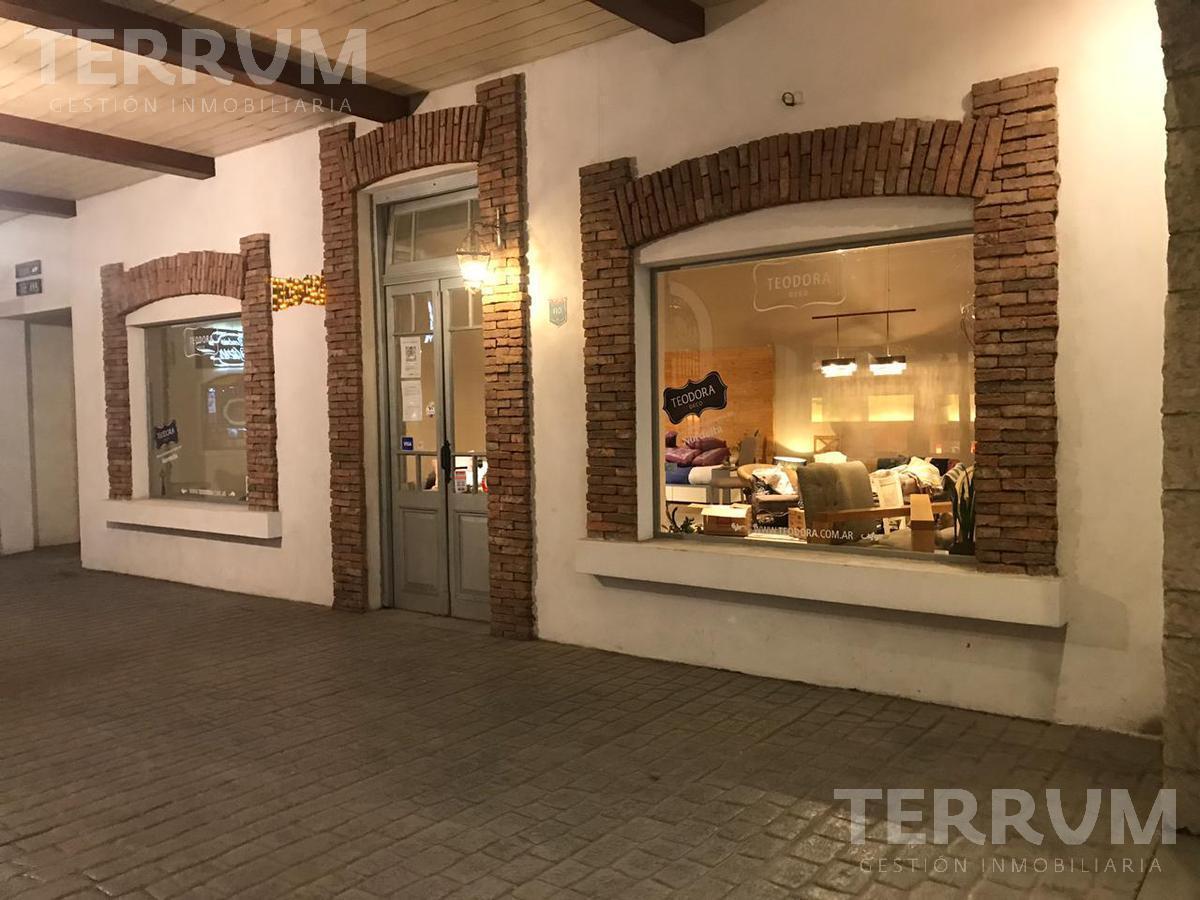 Foto de LOCAL EN VENTA : CANNING : PLAZA CANNING, imagen 5