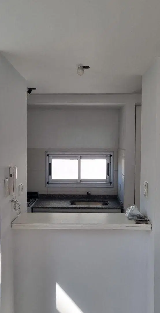 58 N°1173 e/ 18 y 19 - Monoambiente 3
