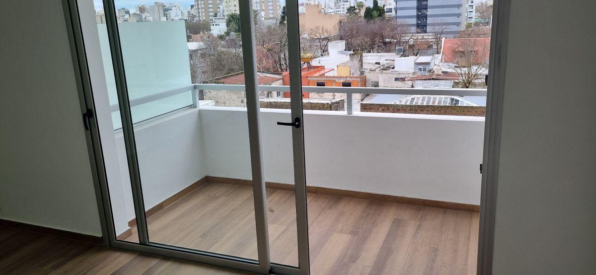 Foto de 23 N°922 e/ 50 y 51 - Monoambiente, imagen 1