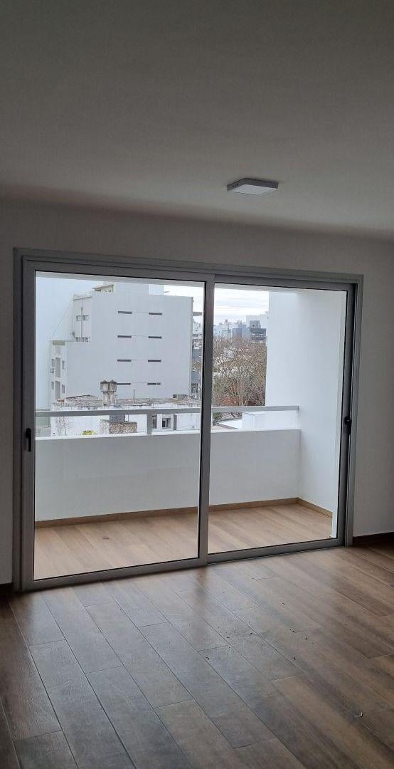 Foto de 23 N°922 e/ 50 y 51 - Monoambiente, imagen 2