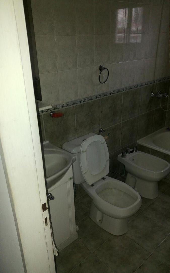 Foto de 60 N°1295 e/ 20 y 21 - Departamento en PH de 2 dormitorios, imagen 3