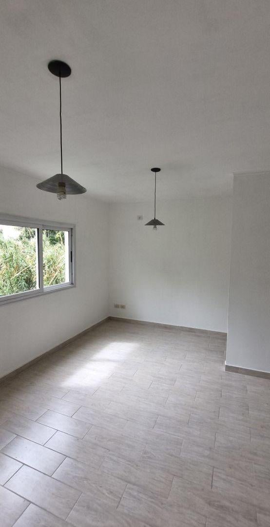 Foto de 23 N°22 e/ 32 y 33 - Departamento 1 dormitorio c/cochera, imagen 1