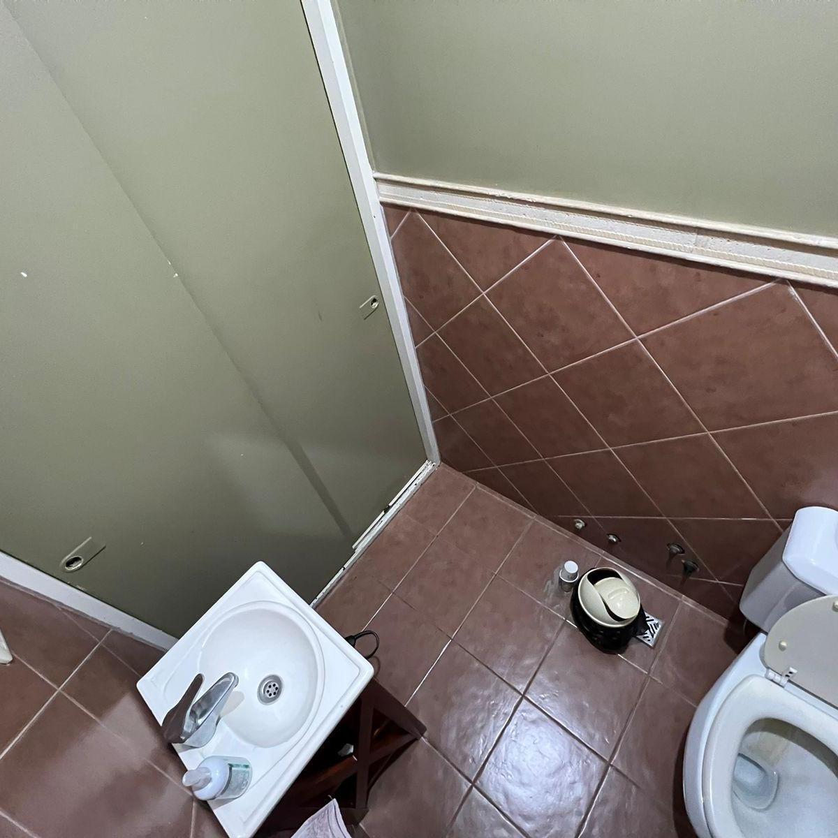 HERMOSA CASA 6 AMBIENTES EN VENTA EN GRAN ZONA