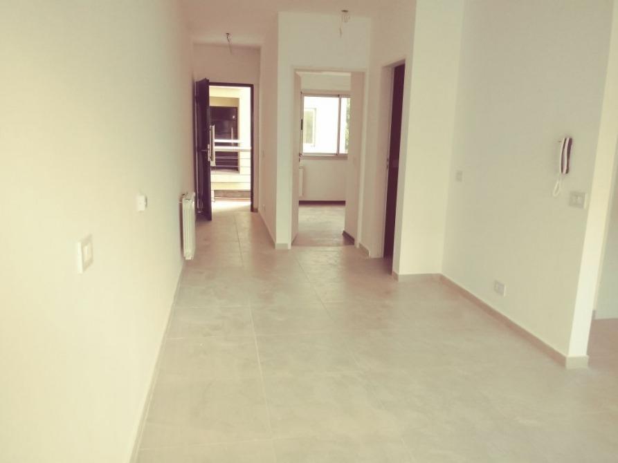 HERMOSO DEPARTAMENTO 2 AMBIENTES CON COCHERA EN VENTA !!!