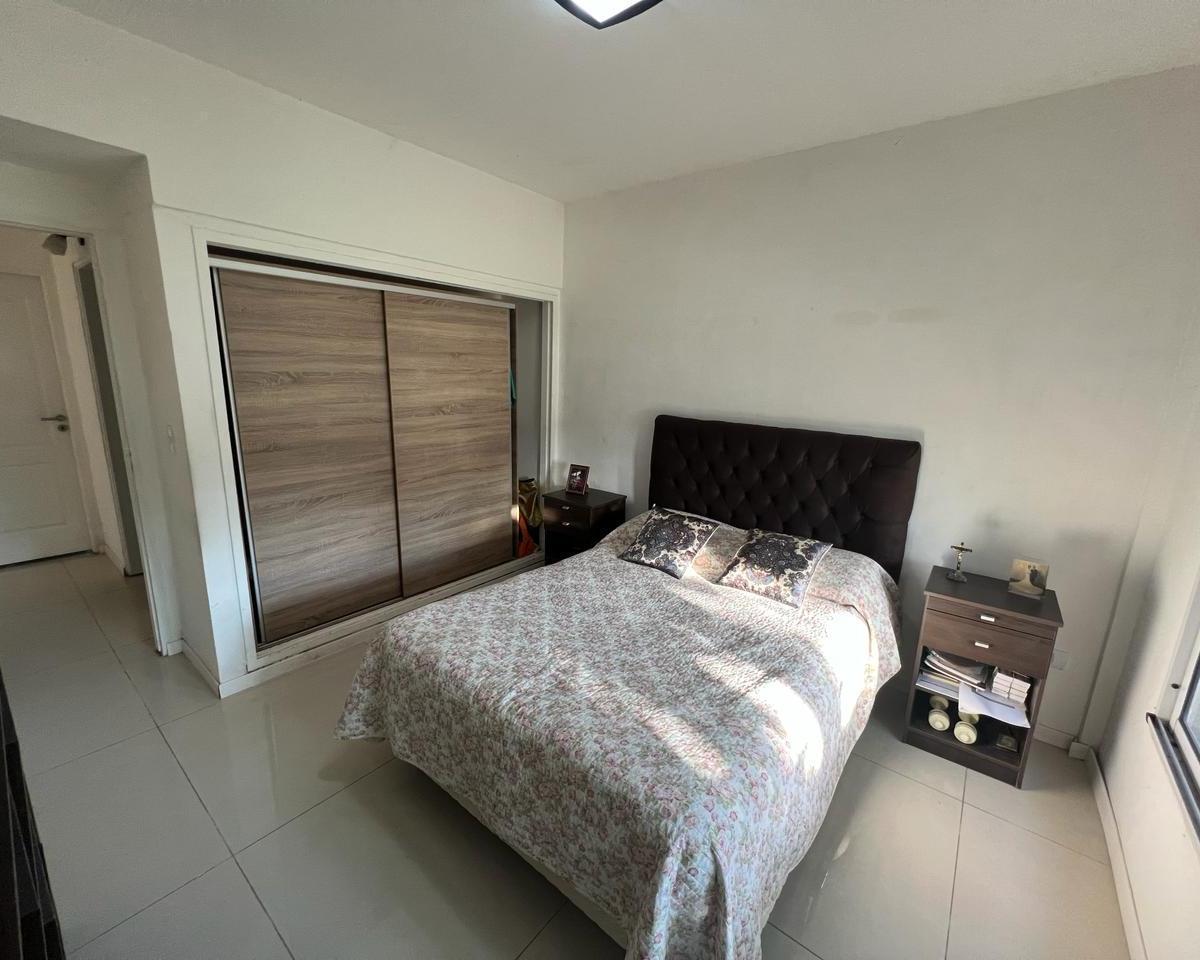 Foto de HERMOSA CASA 4 AMBIENTES EN VENTA EN EL VENADO, ESCRITURADA !!!, imagen 2