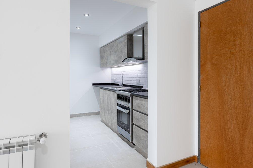 Foto de HERMOSO DEPARTAMENTO EN VENTA 2 AMBIENTES CON COCHERA, imagen 5