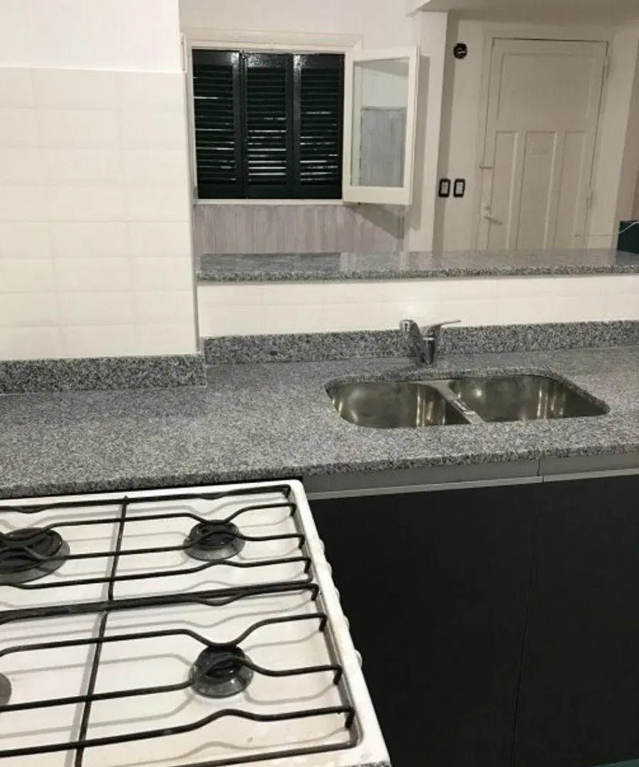 HERMOSA CASA 3 AMBIENTES EN ALQUILER EN ZONA CENTRO ! 4