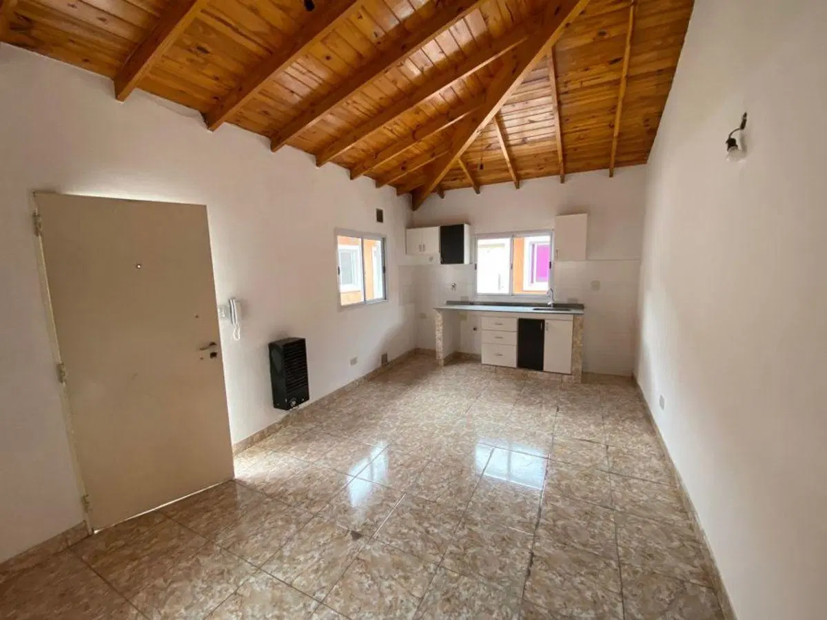 HERMOSO DEPARTAMENTO 3 AMBIENTES EN ALQUILER! 5