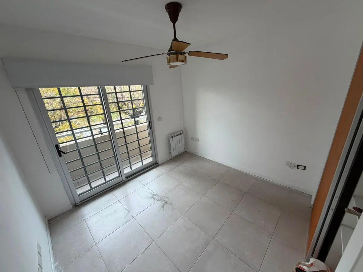 HERMOSO DEPARTAMENTO DOS AMBIENTES EN ALQUILER!! 4