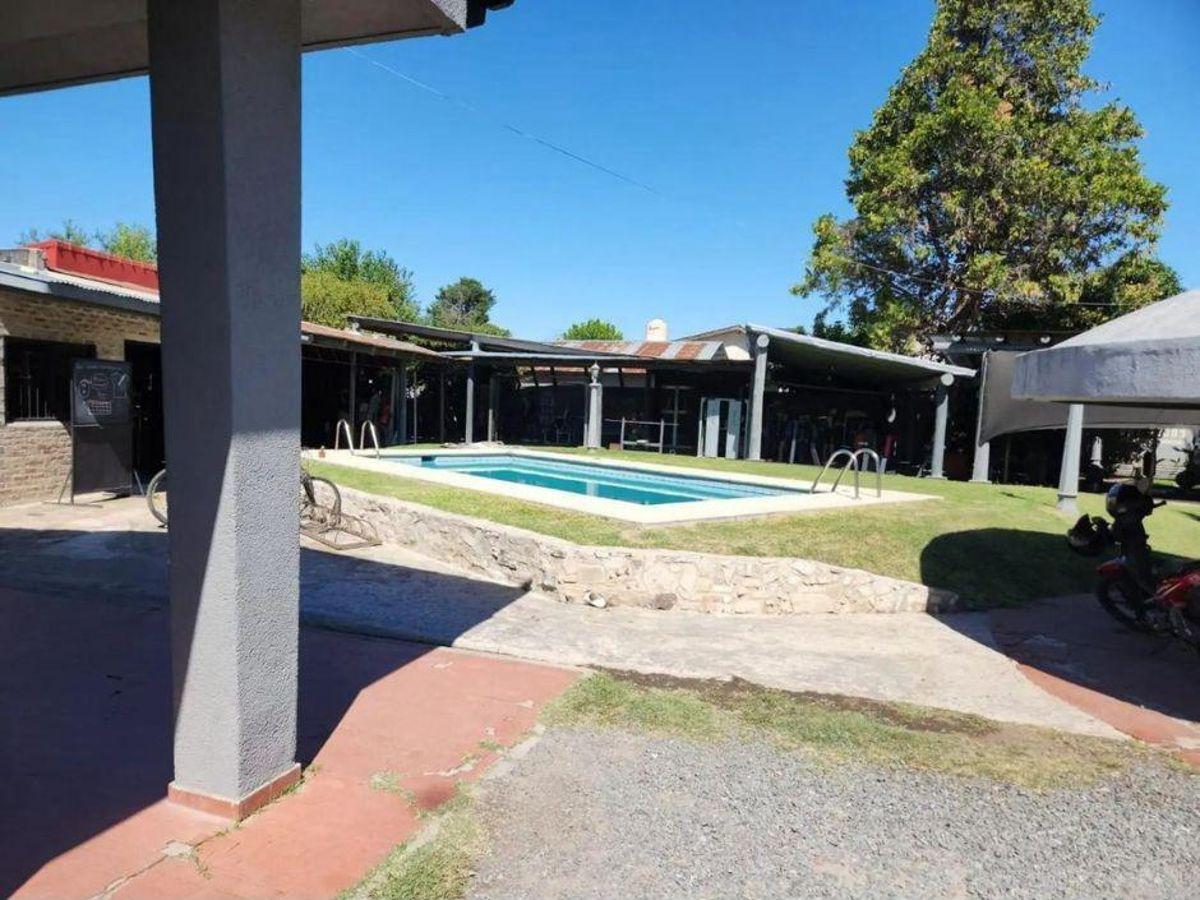 Foto de IMPORTANTE PROPIEDAD EN VENTA EN ZONA INDUSTRIAL, imagen 1