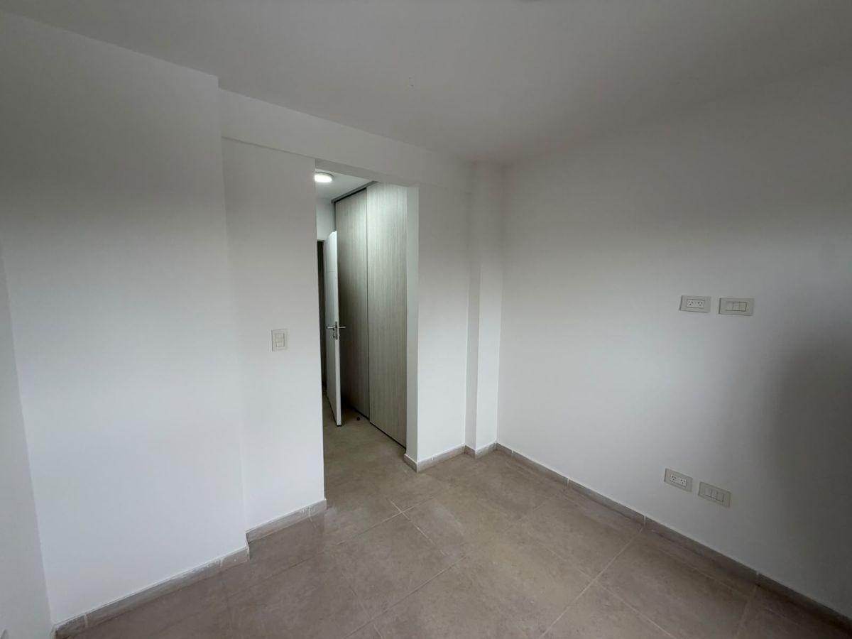 Foto de HERMOSO DEPARTAMENTO DOS AMBIENTES EN ALQUILER EN EZEIZA!!, imagen 4