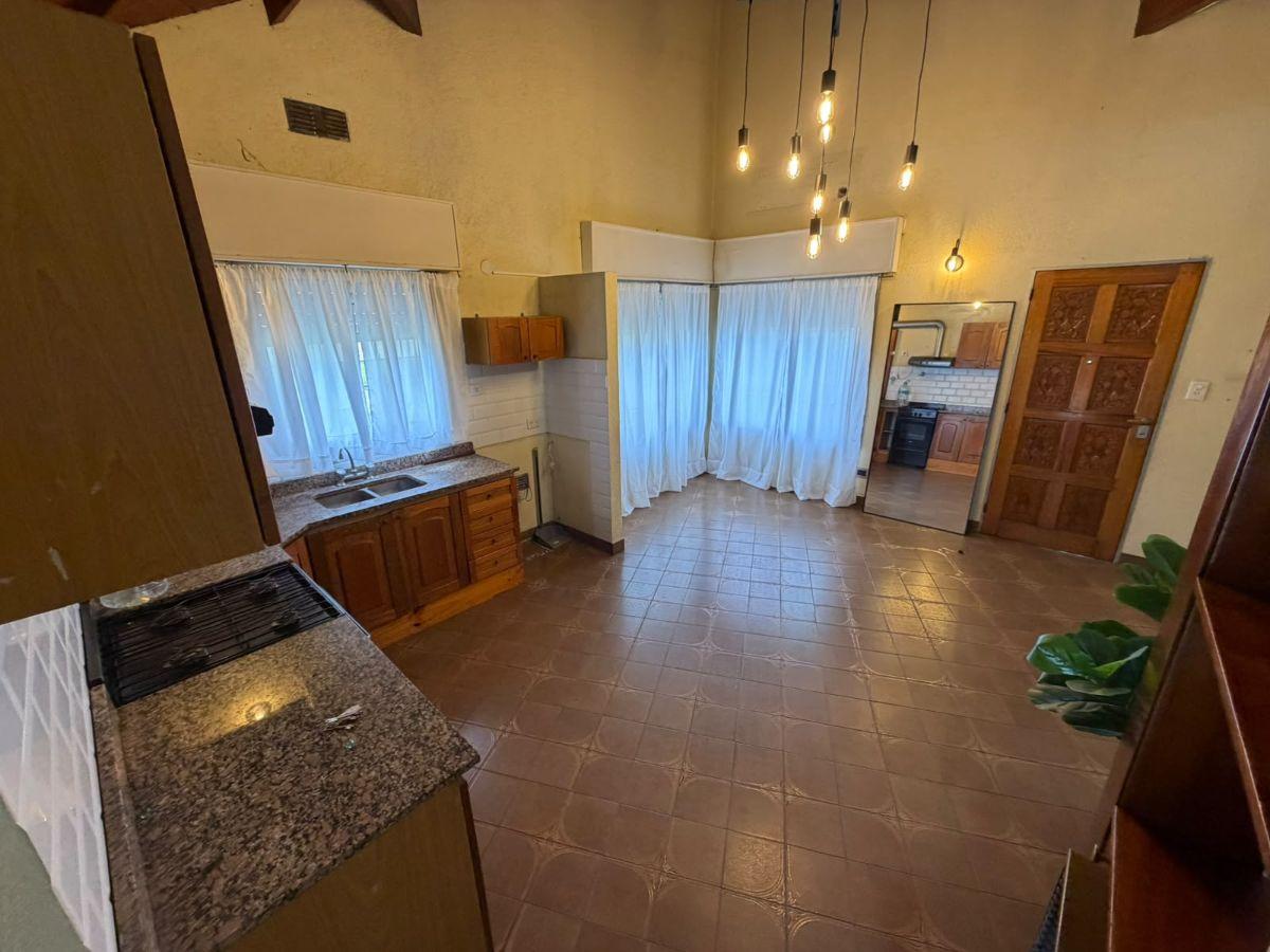 Foto de LINDA CASA EN ALQUILER EN MONTE GRANDE!!, imagen 4
