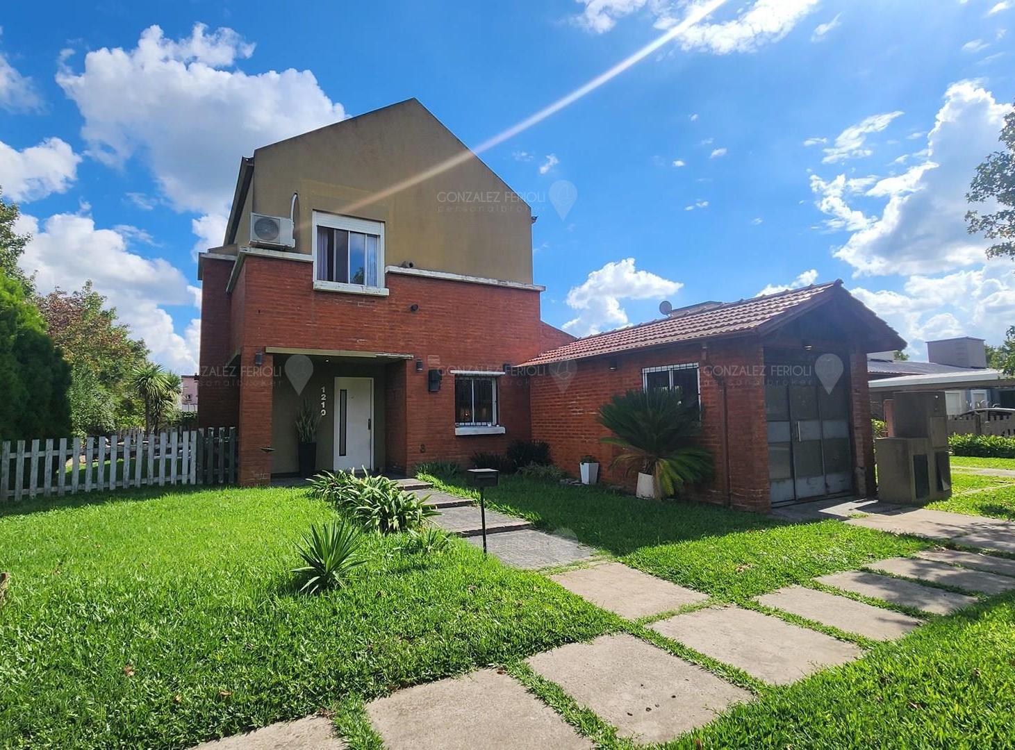 Foto de Casa en esquina en Barrio Mirasoles con pileta quincho y 3 dormitorios, imagen 1