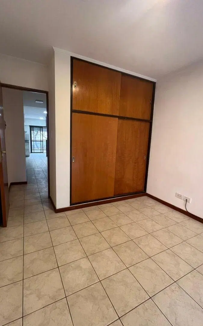 Departamento un dormitorio al frente 5