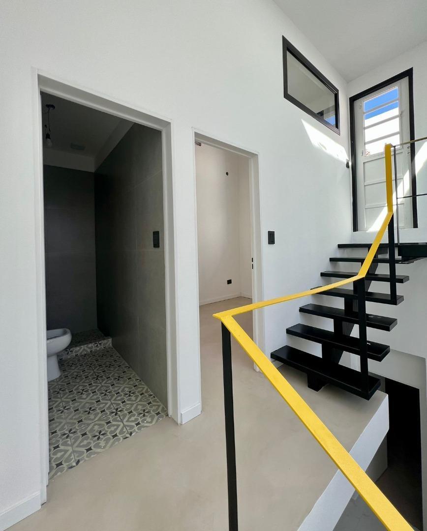 Casa 4 Amb con Garage Jardin y Terraza en Paternal 2