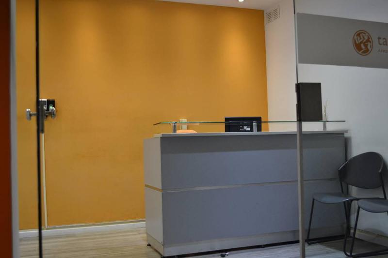 Foto de Oficina de 400 m2 en venta, imagen 4
