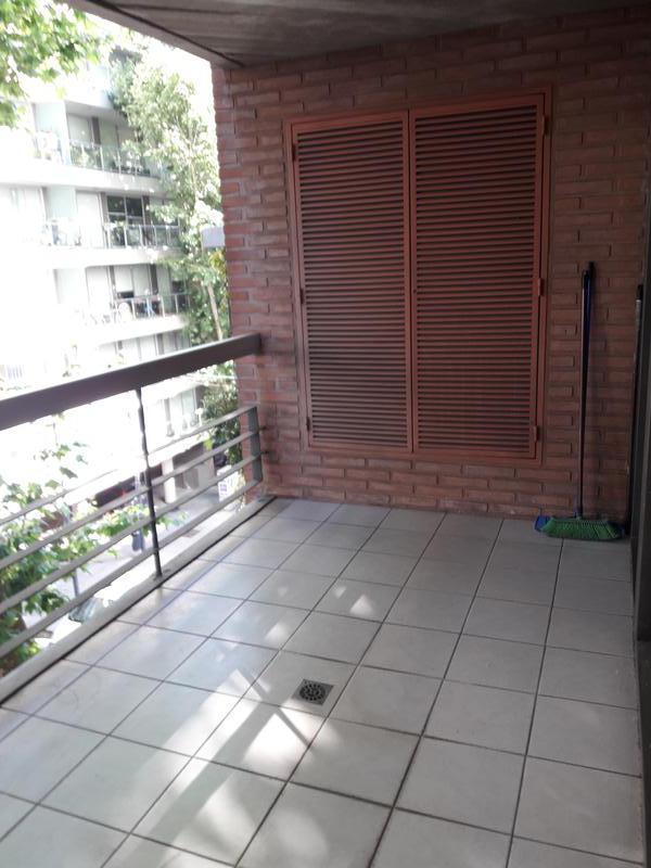 Foto de 2 amb. al frente. Cochera cubierta. Dorm. Suite, Balcón aterrazado, imagen 3