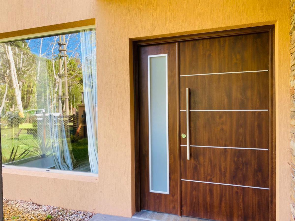 Casa en Venta con Tres Dorm. en Costa del Este con Pileta - Oportunidad 5