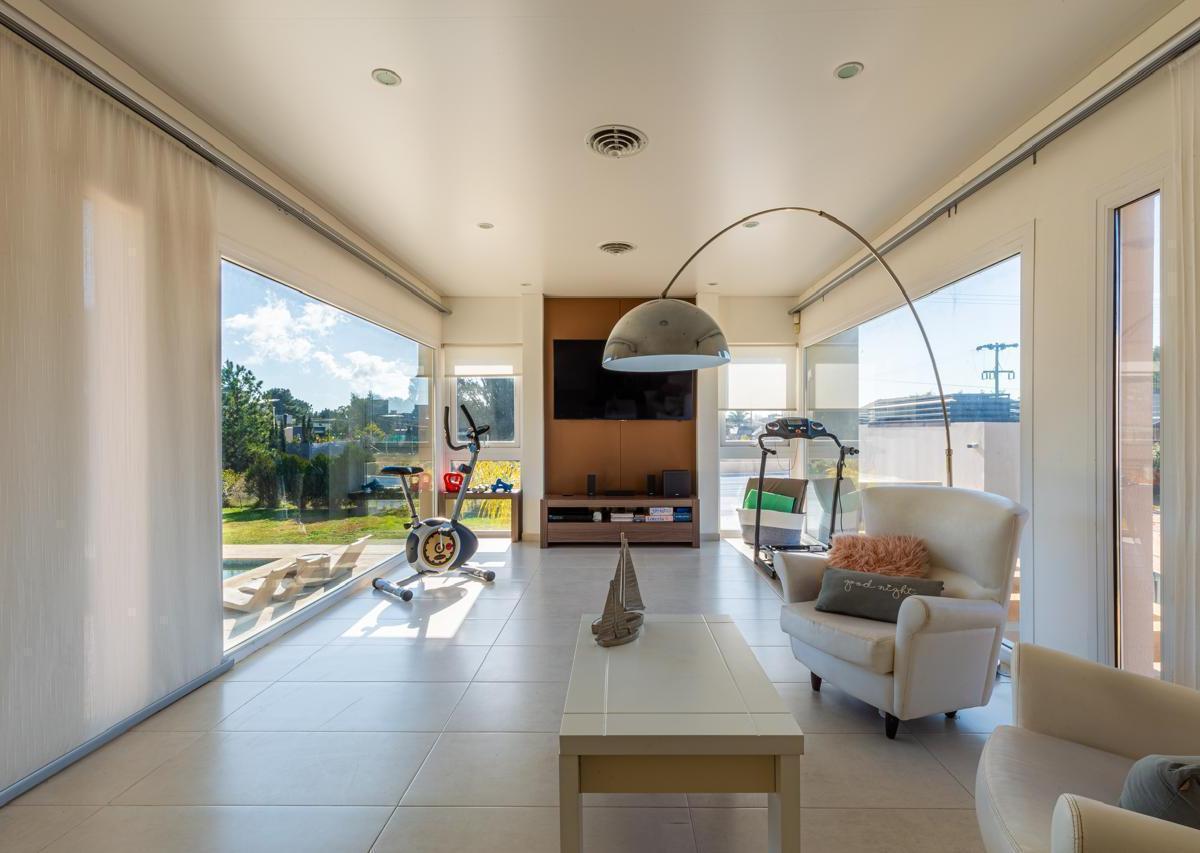 Casa con Pileta en Venta en Barrio San Rafael 2