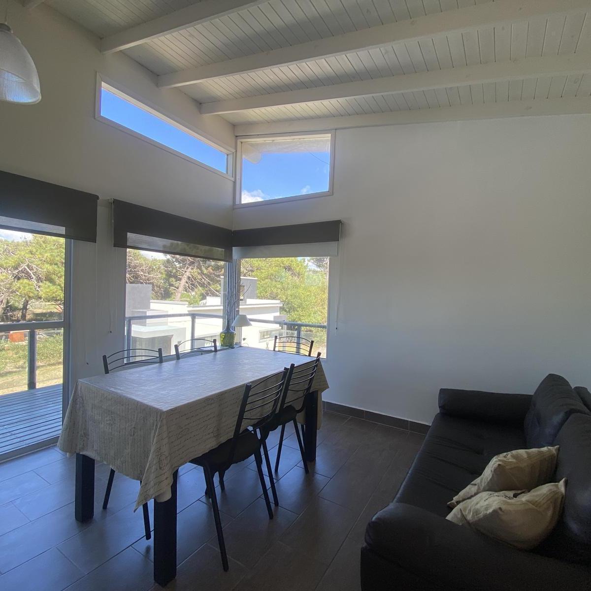 Foto de VENTA DOS PH FRENTE AL MAR TRES AMBIENTES, imagen 2