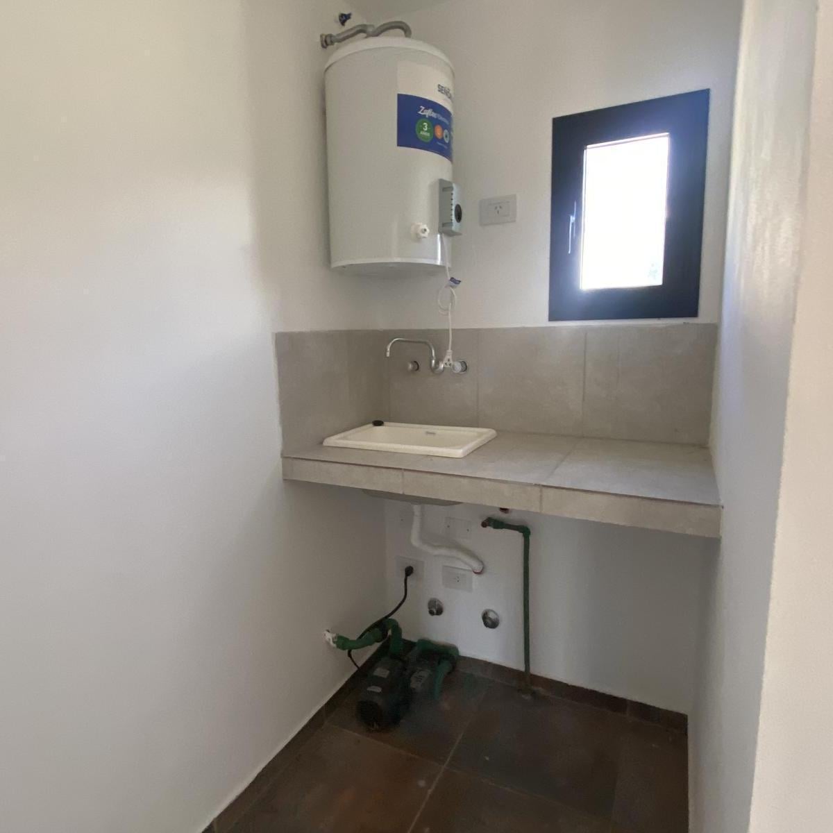 Foto de Casa de 3 ambientes a estrenar en lote compartido frente a la playa de Nueva Atlantis, imagen 2