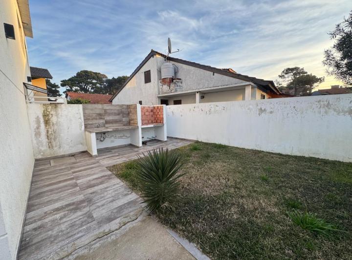 VENTA PH 4 AMBIENTES SAN RAFAEL MAR DE AJO CON ESPACIO GUARDACOCHE Y PARRILLA 1