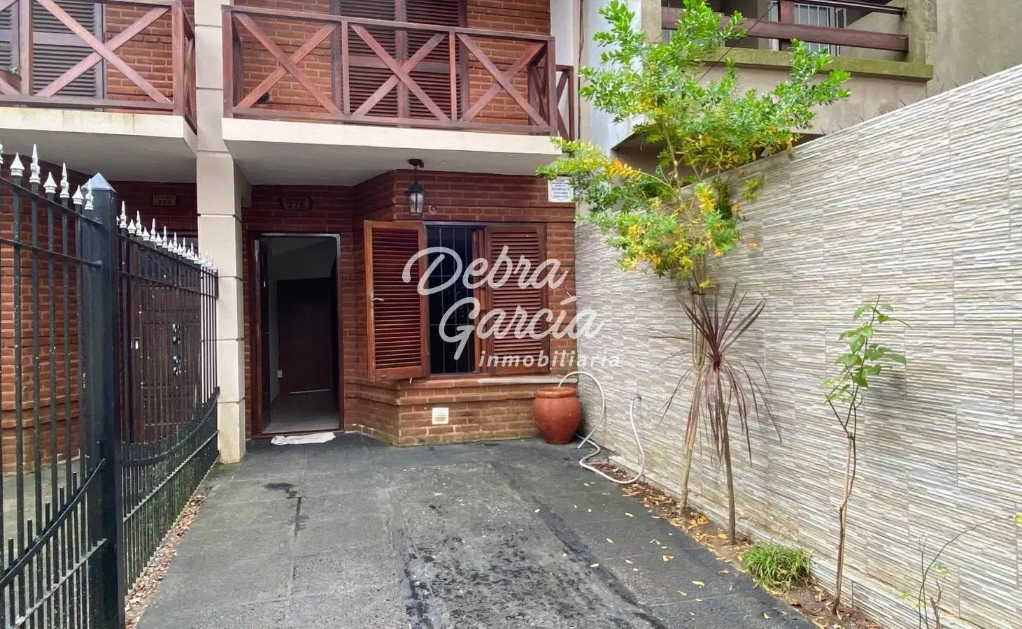 DUPLEX CUATRO AMB CON COCHERA TODOS LOS SERVICIOS PARRILLA Y PATIO A 3 CUADRAS DEL MAR 3